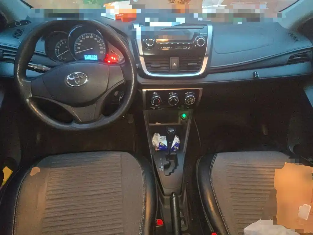 Toyota Vios FS — миниатюра 5