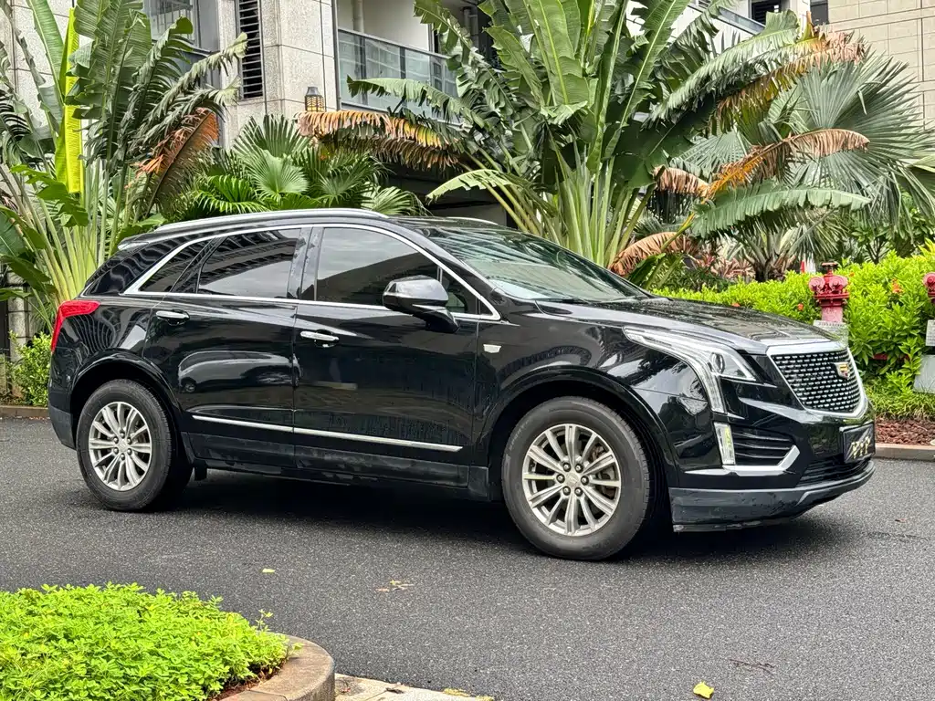 Cadillac XT5 — миниатюра 3