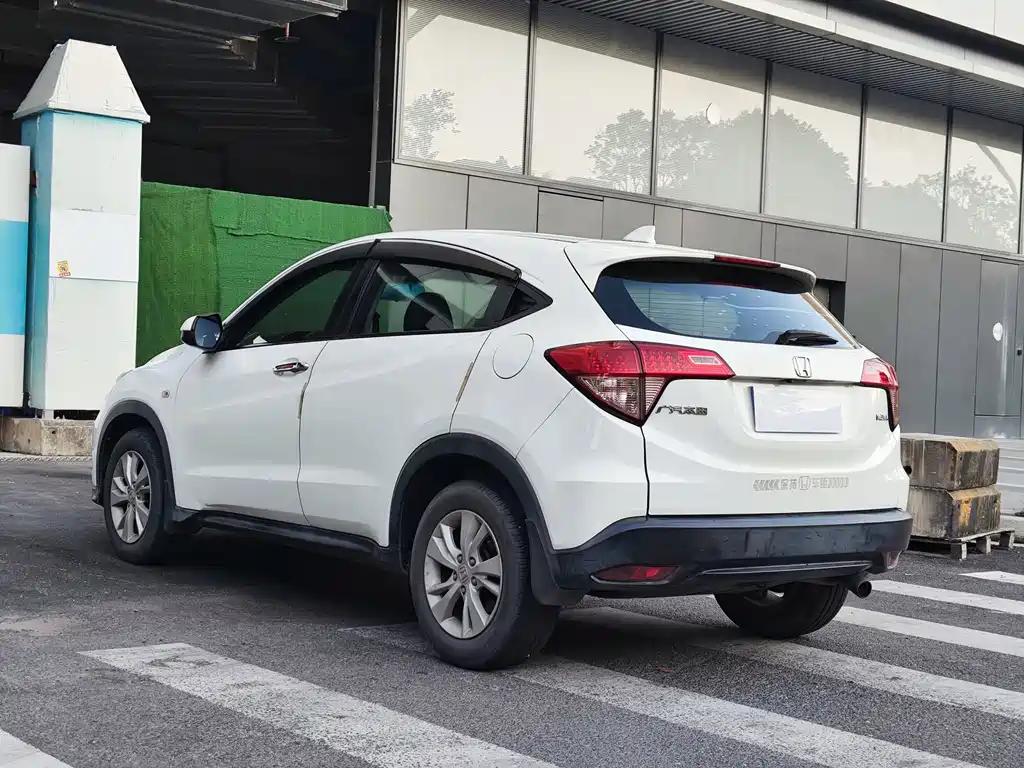 Honda Vezel — миниатюра 8