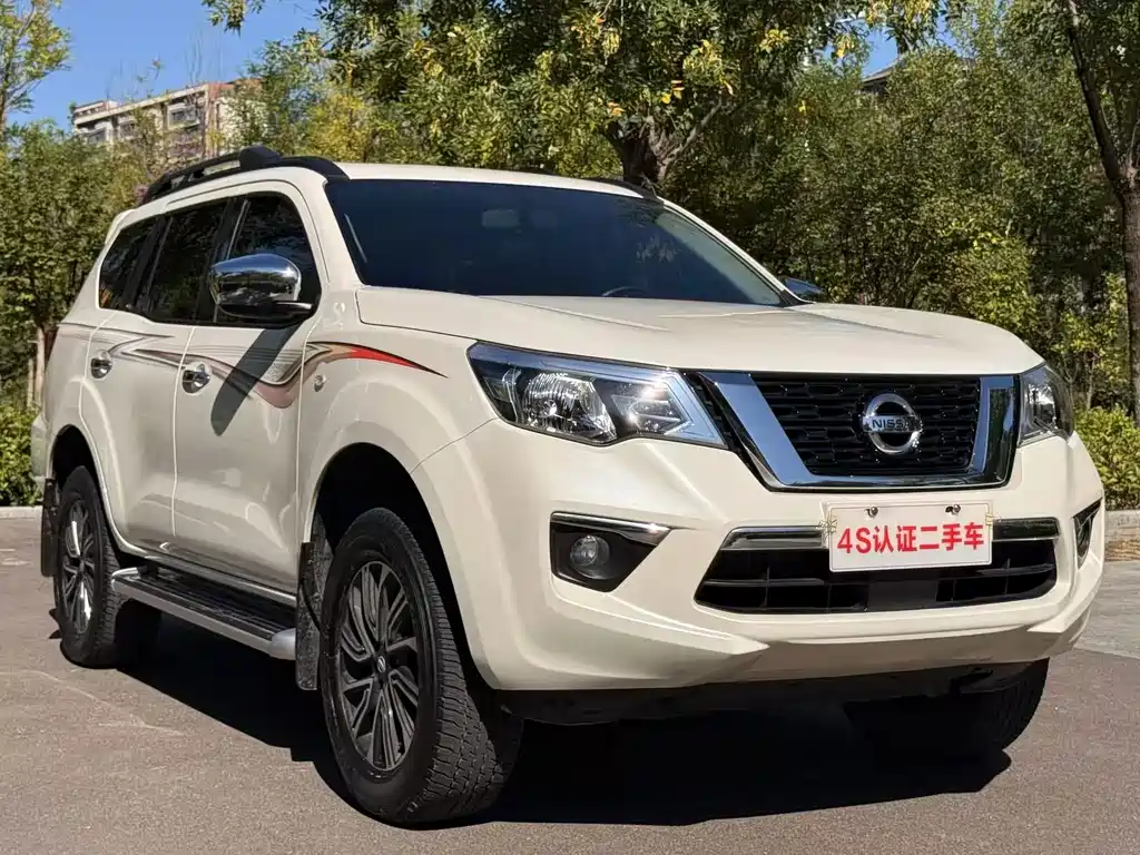 Nissan Terra — миниатюра 3