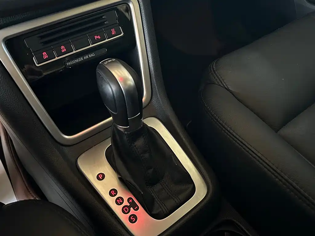 Volkswagen Sharan — миниатюра 13