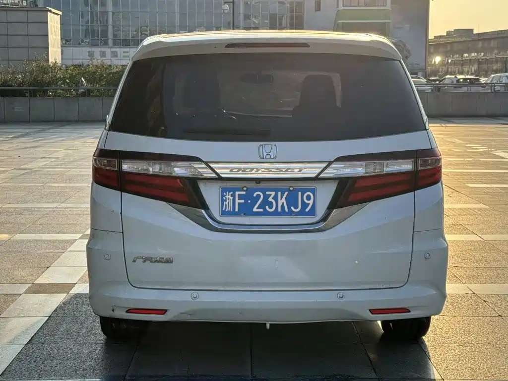 Honda Odyssey — миниатюра 4