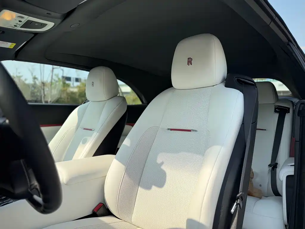 Rolls-Royce Dawn — миниатюра 25
