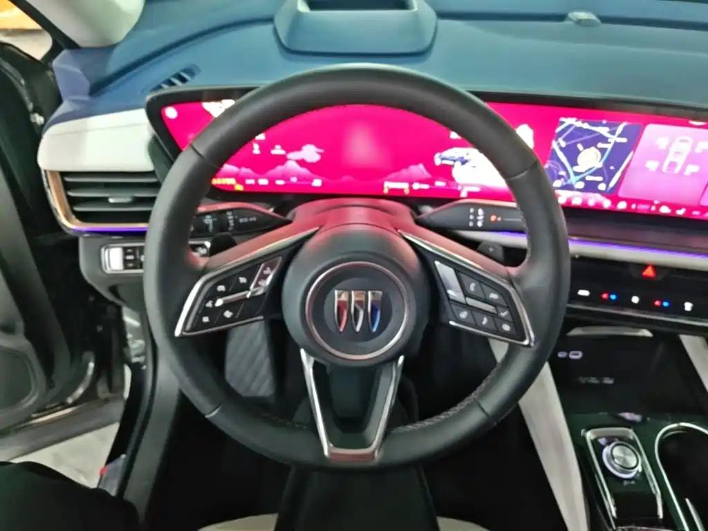 Buick Envision Plus — миниатюра 11