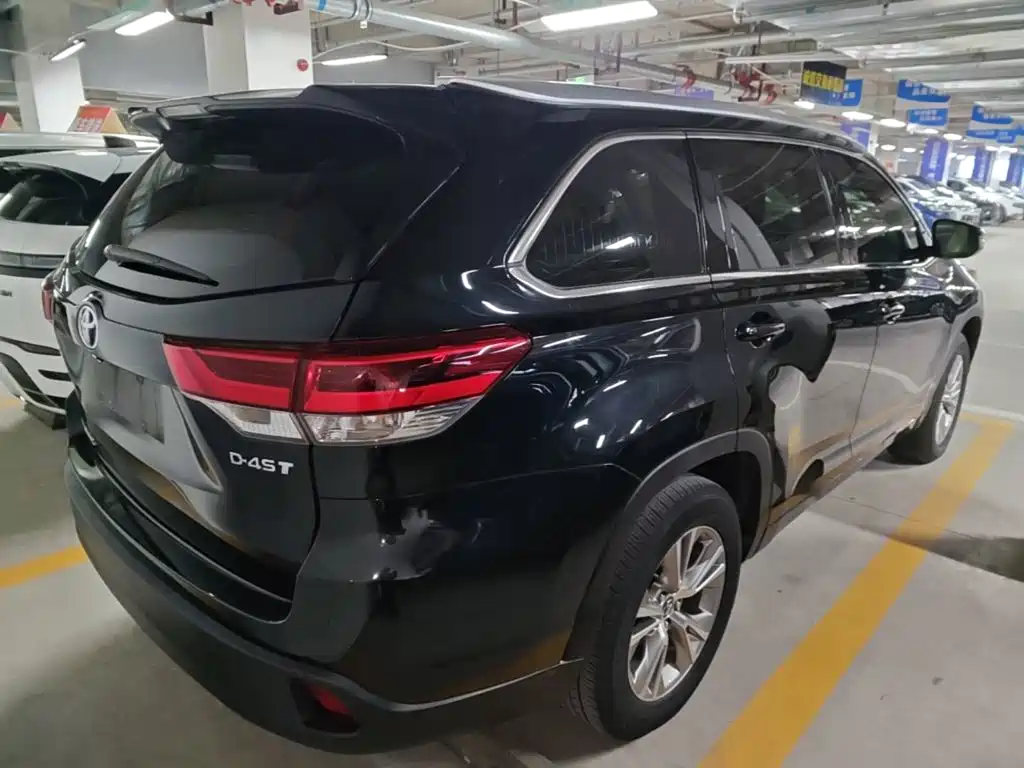 Toyota Highlander — миниатюра 7