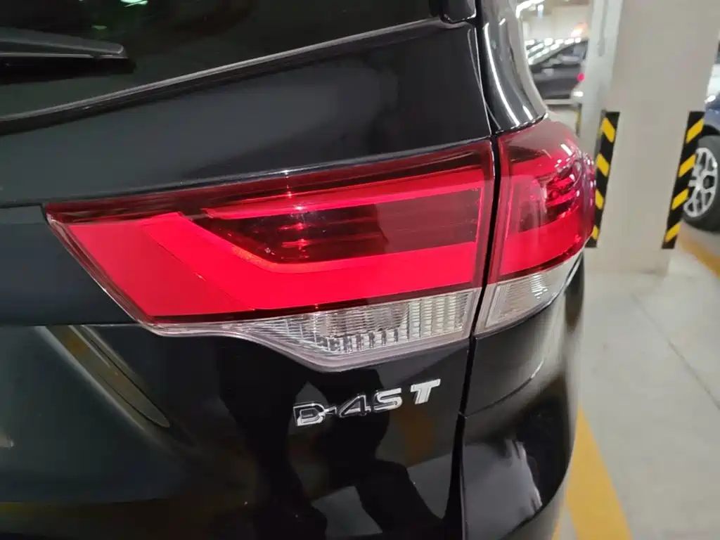 Toyota Highlander — миниатюра 8