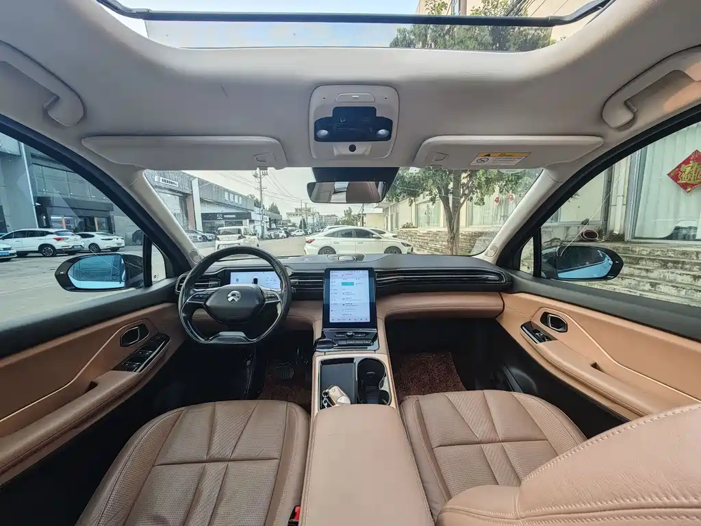 NIO ES8 — миниатюра 6