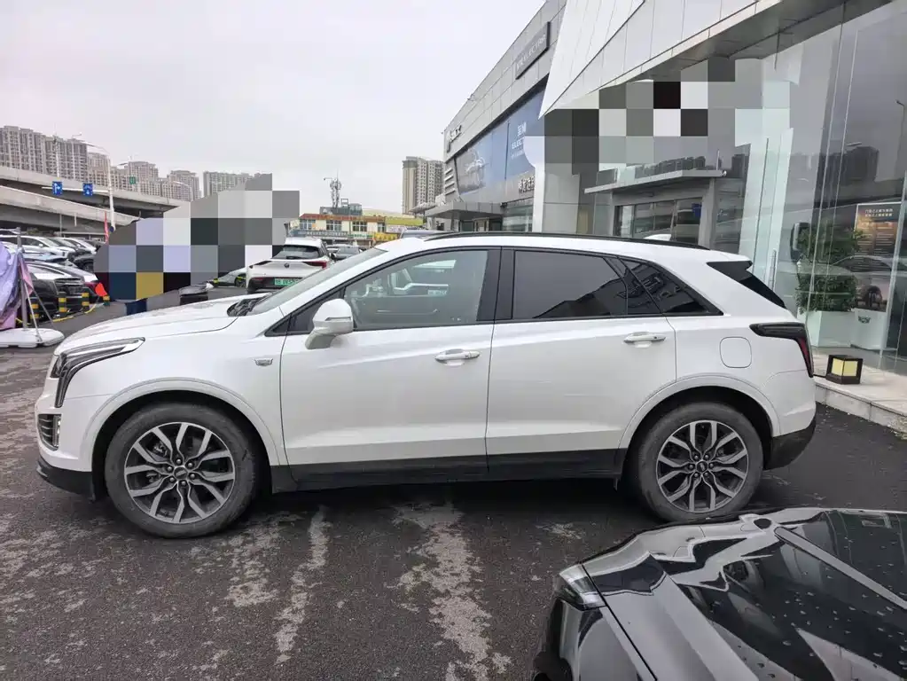 Cadillac XT5 — миниатюра 3