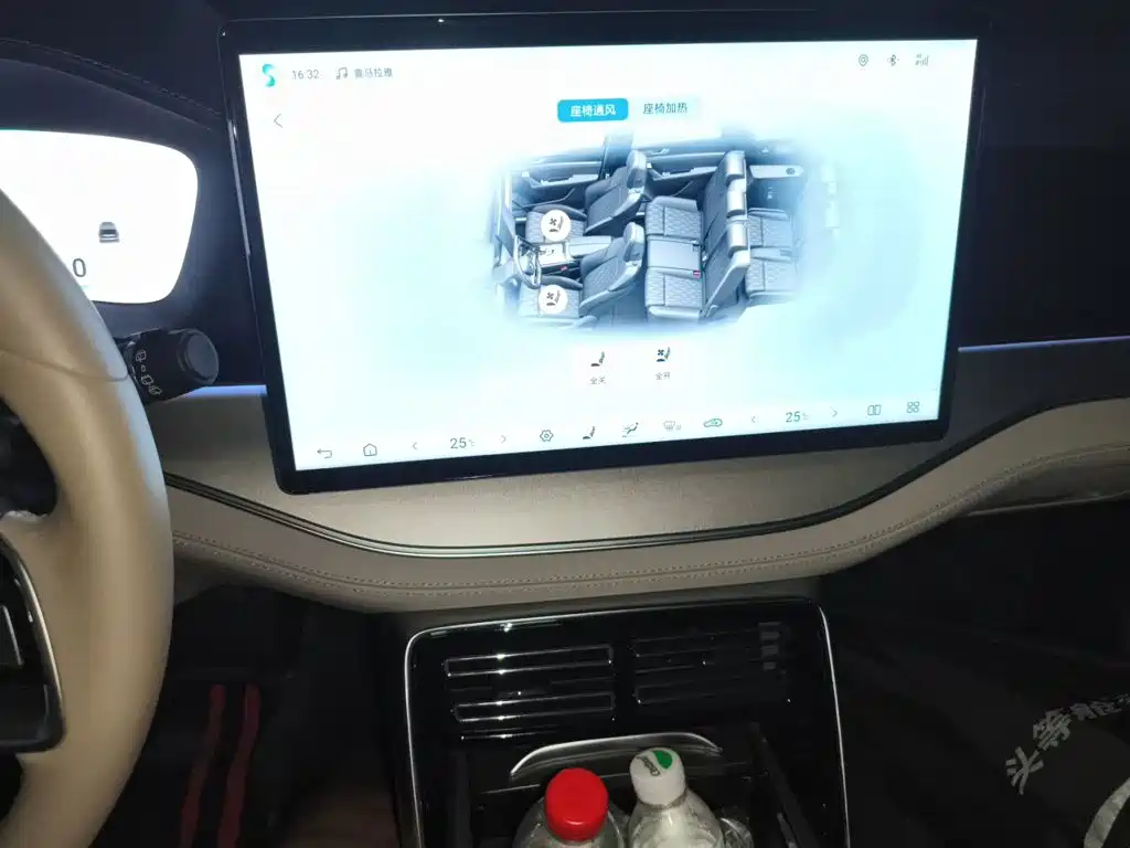 BYD Tang New Energy — миниатюра 14