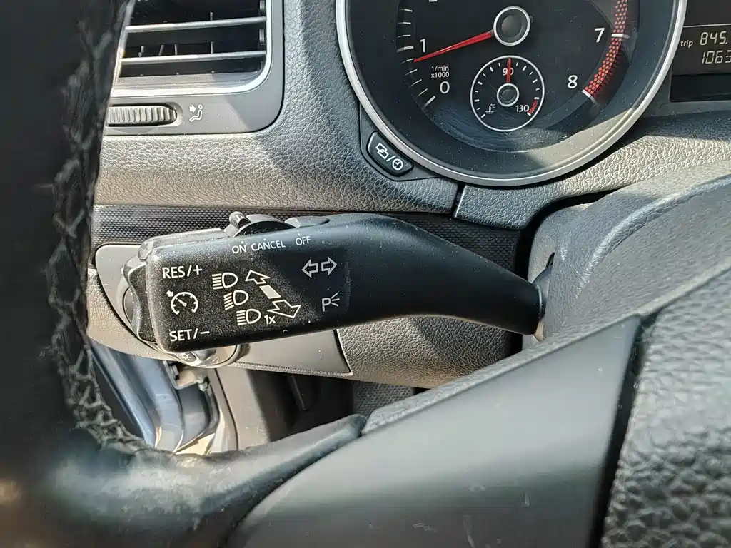 Volkswagen Golf — миниатюра 6