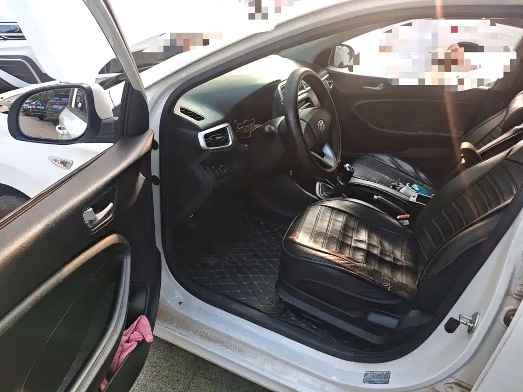 Hyundai Verna — миниатюра 12