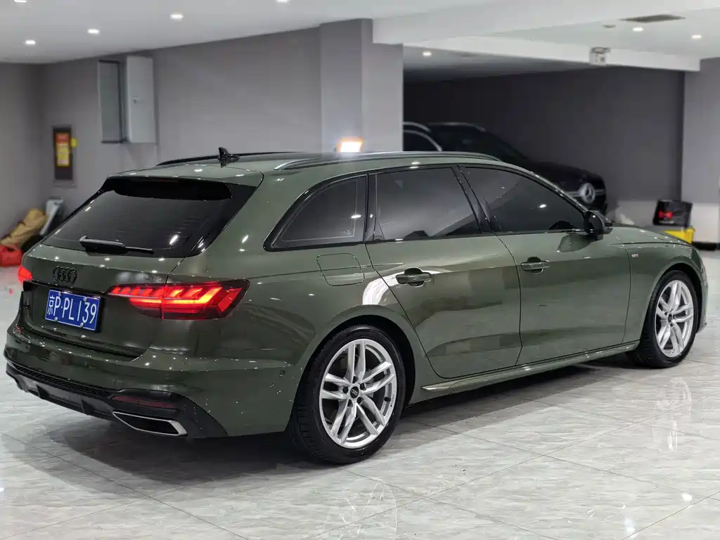 Audi A4 (Import) — миниатюра 8