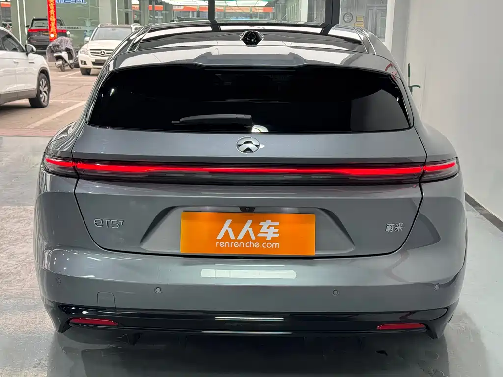 NIO NIO ET5T