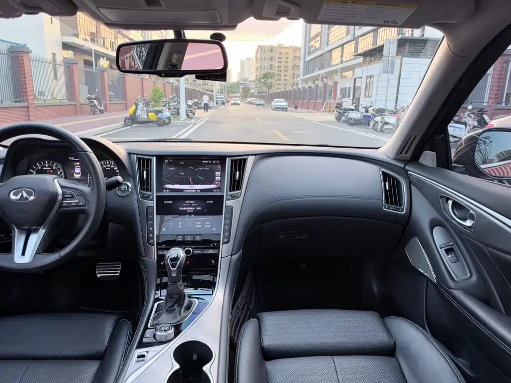 Infiniti Q50L — миниатюра 15