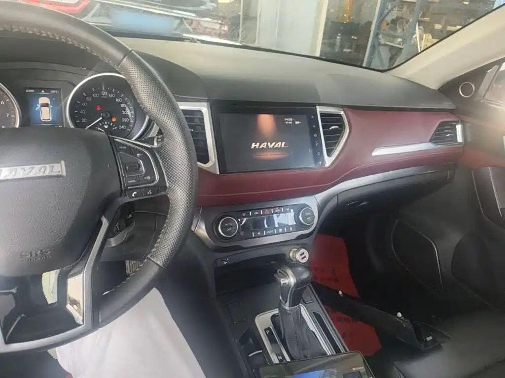 Haval H6 Coupe — миниатюра 10
