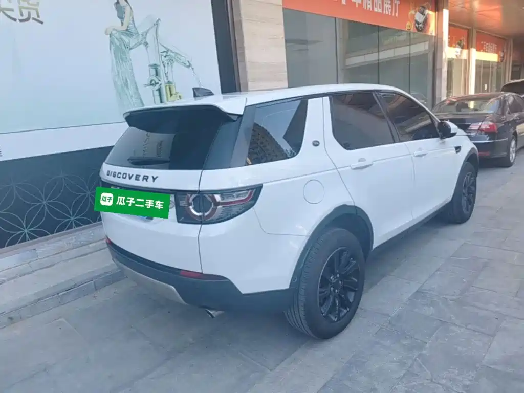 Land Rover Discovery Sport — миниатюра 7