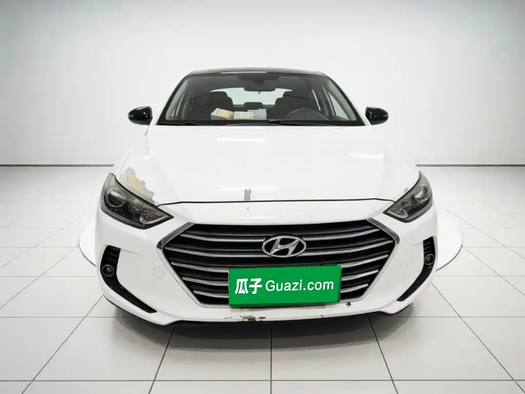 Hyundai Elantra — миниатюра 2