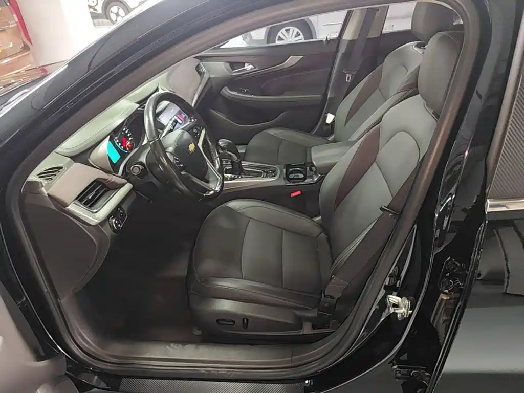 Chevrolet Malibu — миниатюра 15