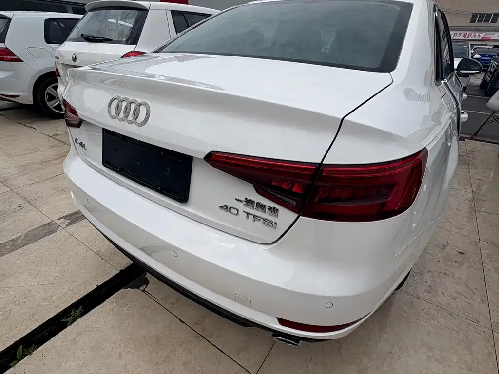 Audi A4L — миниатюра 15