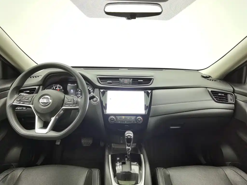 Nissan X-Trail — миниатюра 5
