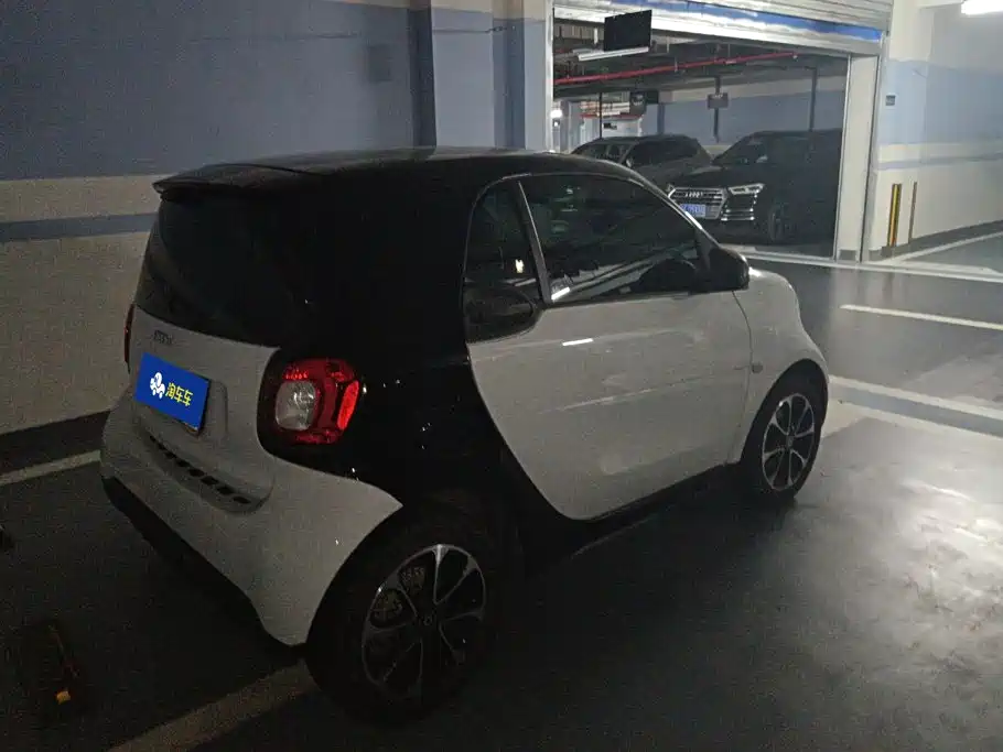 smart Smart Fortwo — миниатюра 3