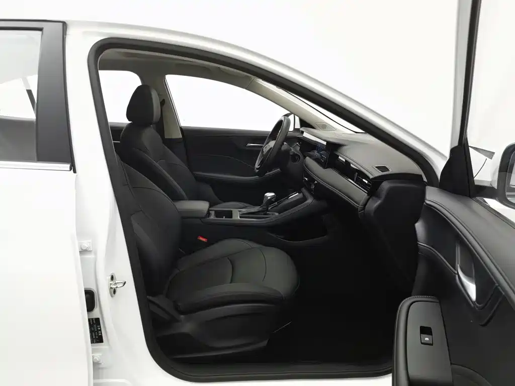 Roewe i5 — миниатюра 23