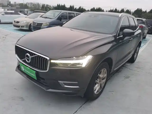 VOLVO  XC60