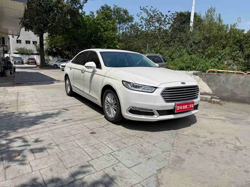 Ford Taurus EcoBoost 245 Fashion Type, фото 3