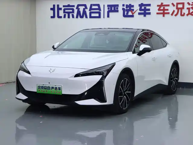 ARCFOX Alpha S