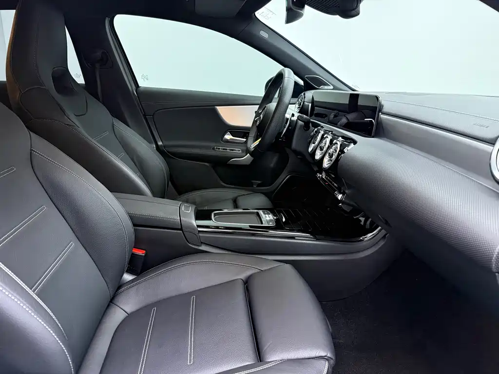 Mercedes-Benz A-Class AMG — миниатюра 12