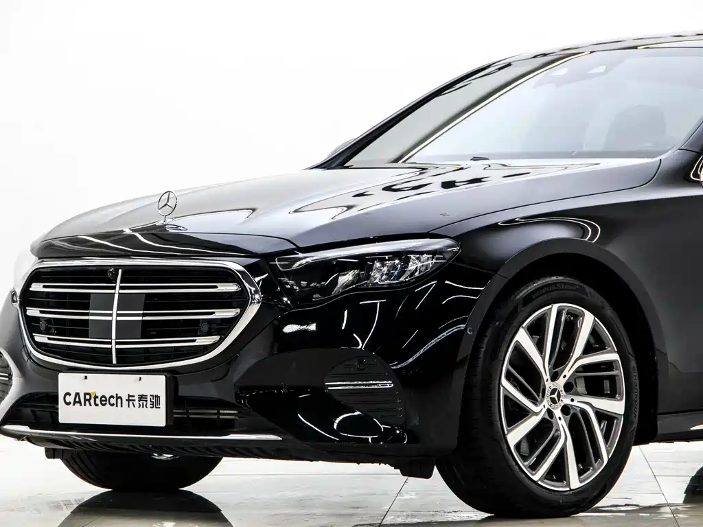 Mercedes-Benz E-Class 2025
