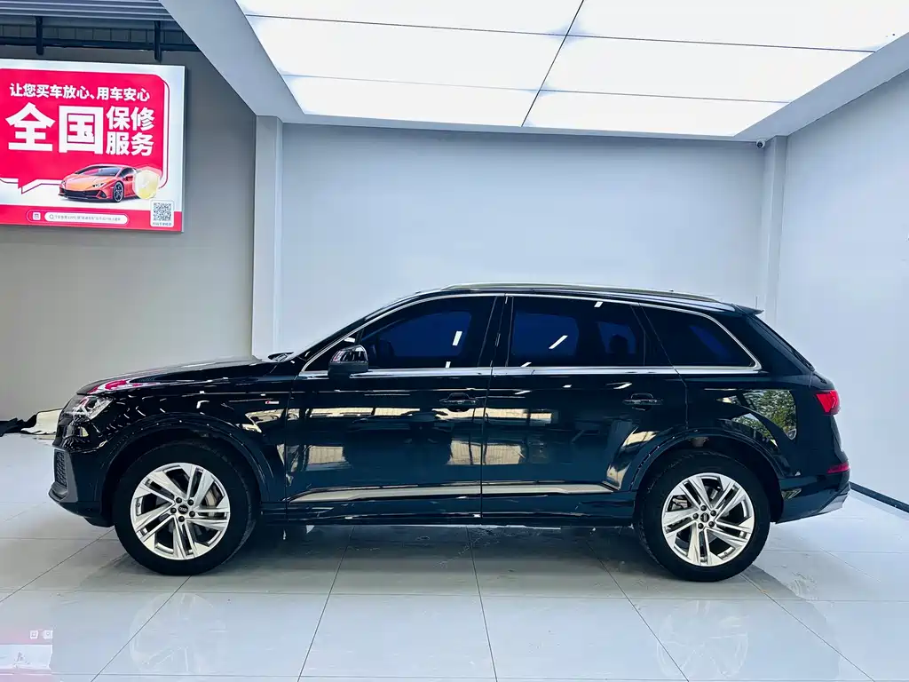 Audi Q7 2022 45 TFSI quattro S line Sport