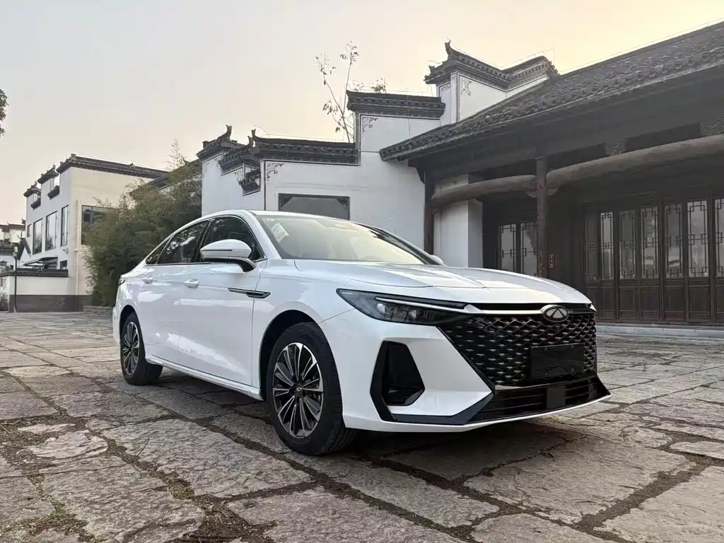 CHERY FENGYUN A8