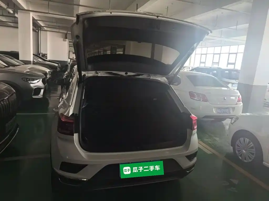 Volkswagen T-Roc — миниатюра 15