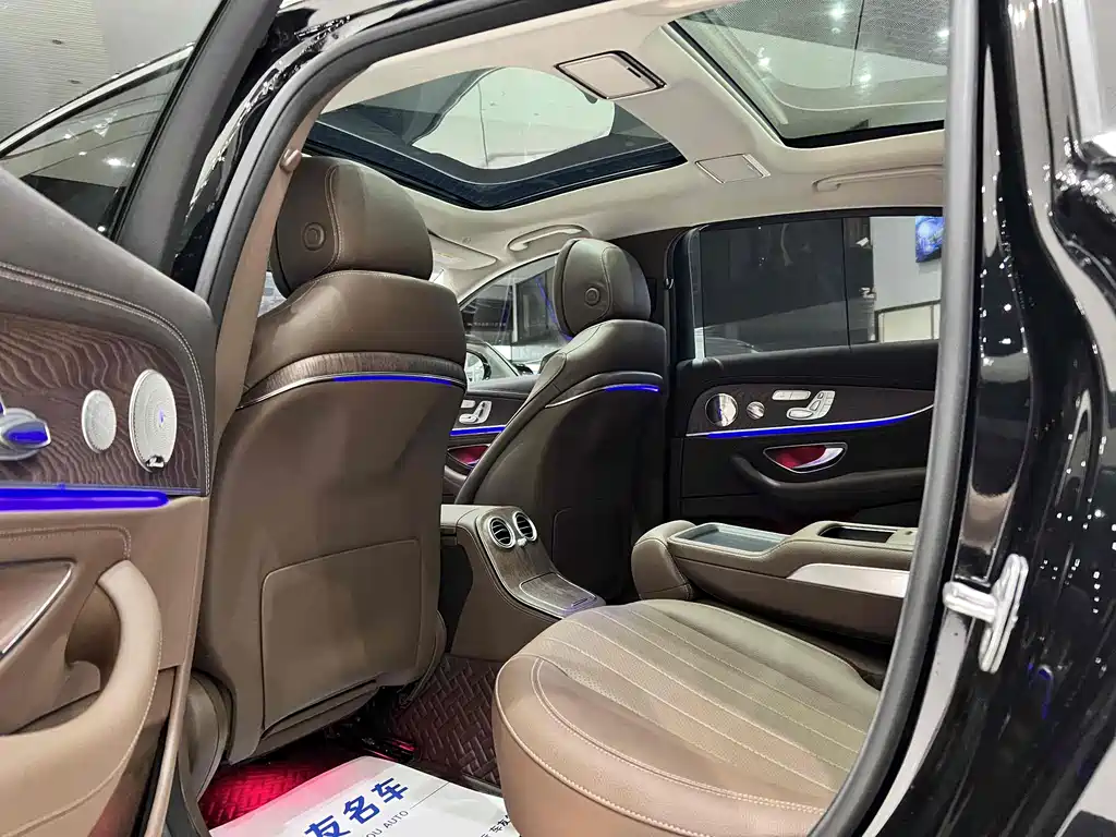 MERCEDES-BENZ E CLASS