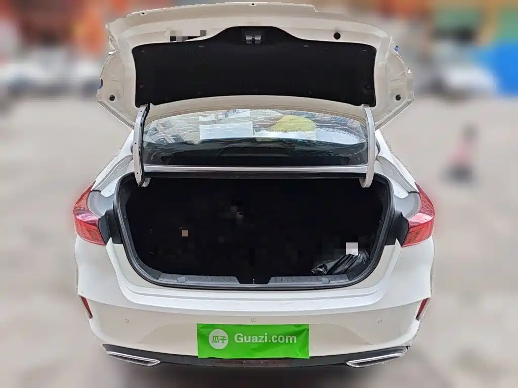 Changan Eado — миниатюра 10