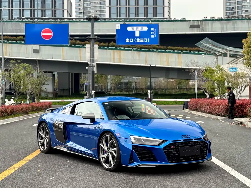 Audi R8 2022 V10 Coupe performance