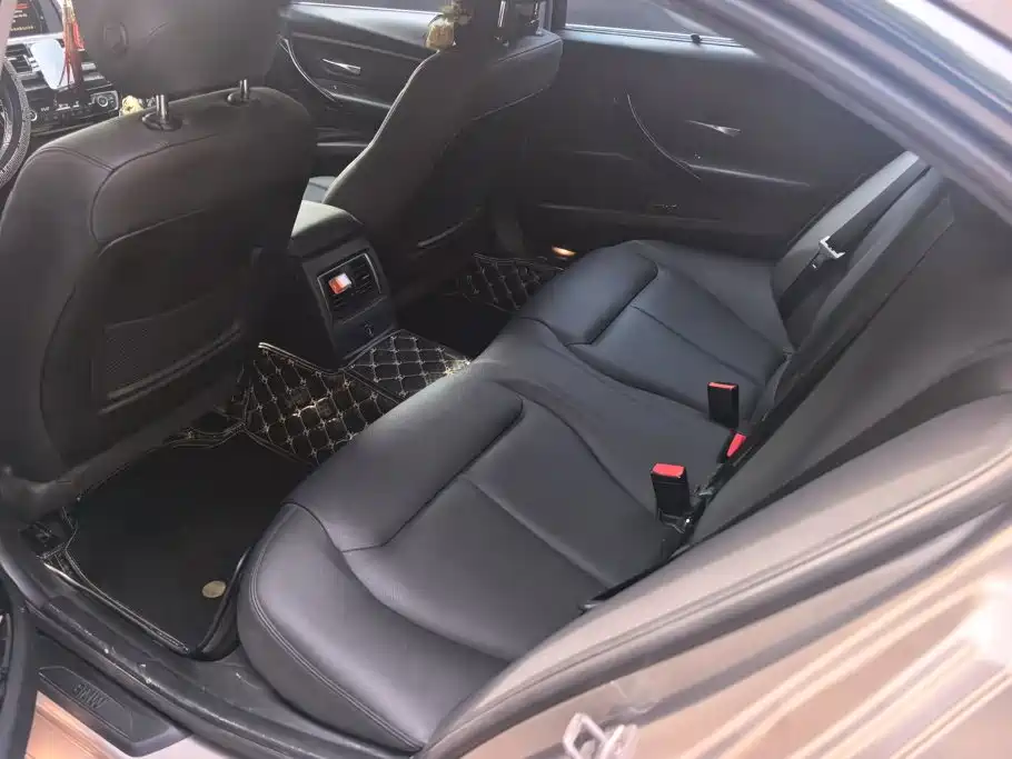 BMW 3 Series — миниатюра 11