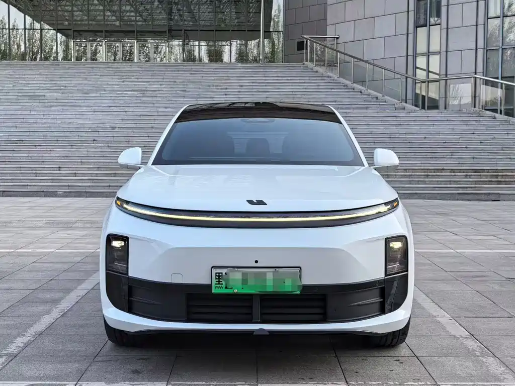 Li Auto L6 2024 Pro