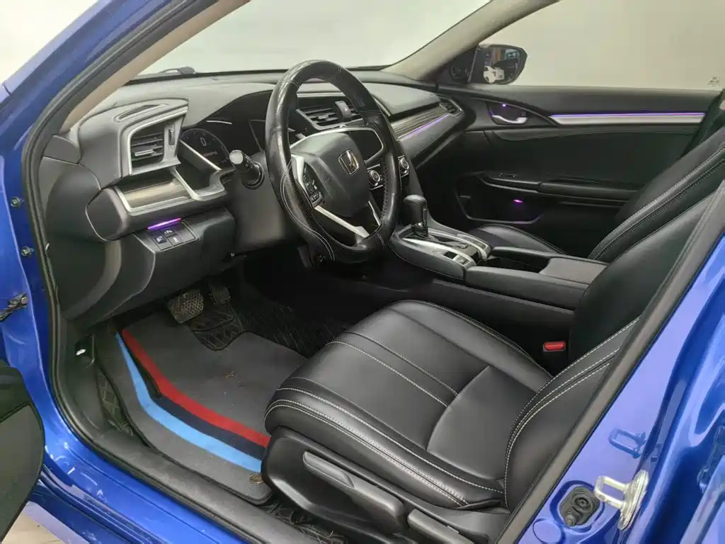 Honda Civic — миниатюра 9