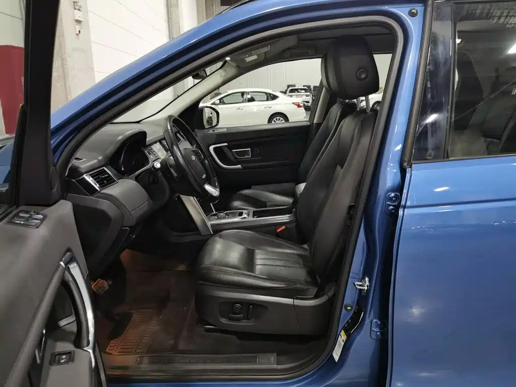 Land Rover Discovery Sport — миниатюра 10
