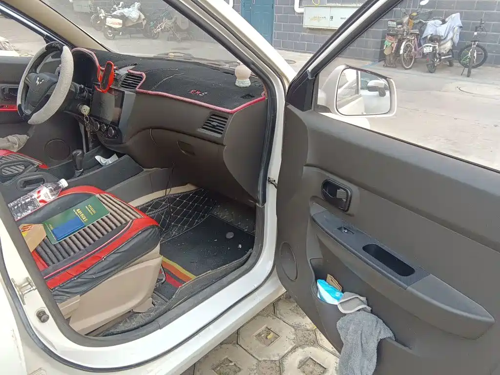 Wuling Hongguang — миниатюра 19