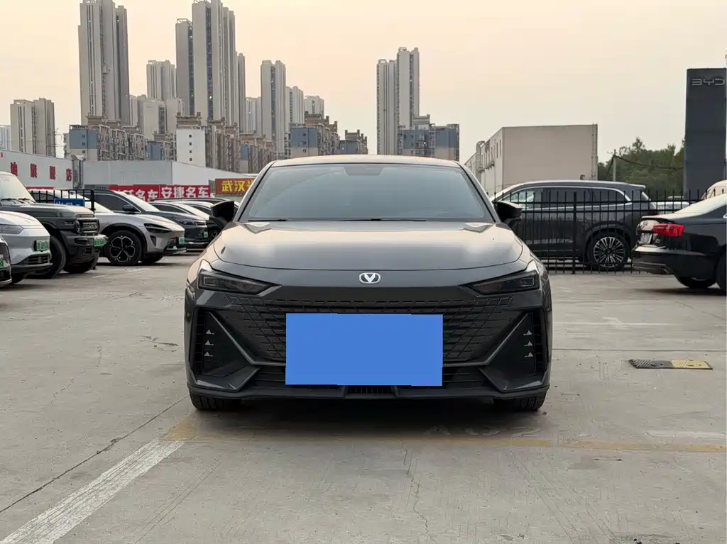 Changan UNI-V — миниатюра 2