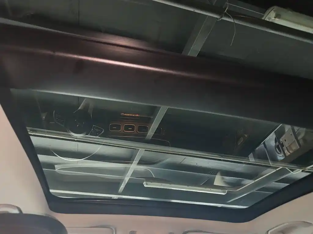 Mercedes-Benz GLE New Energy — миниатюра 18