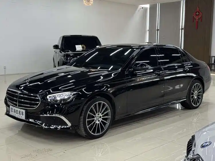 Mercedes-Benz E-Class 2023
