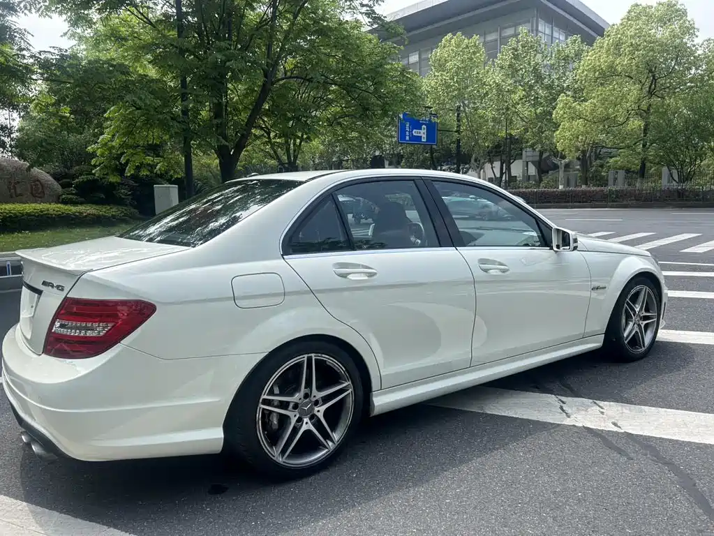Mercedes-Benz C-Class A MG C AMG 2012 AMG C 63