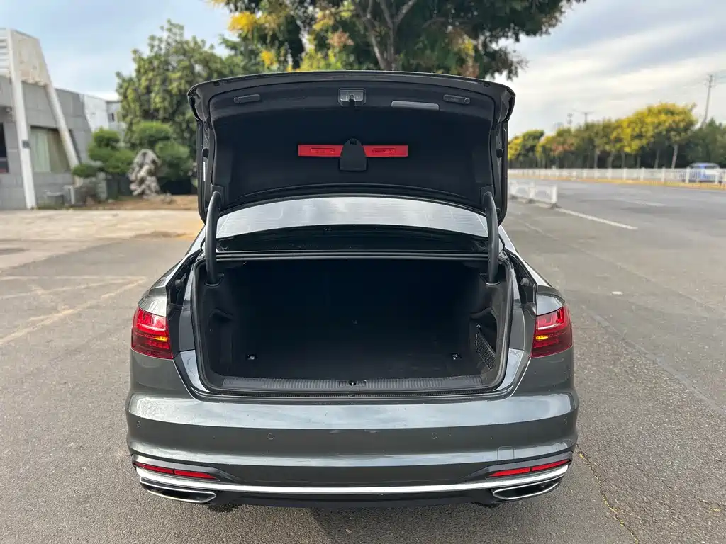 Audi A4L — миниатюра 17