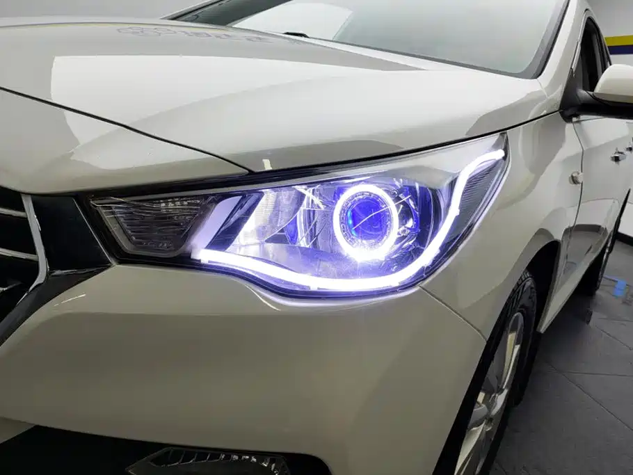 Hyundai Verna — миниатюра 5