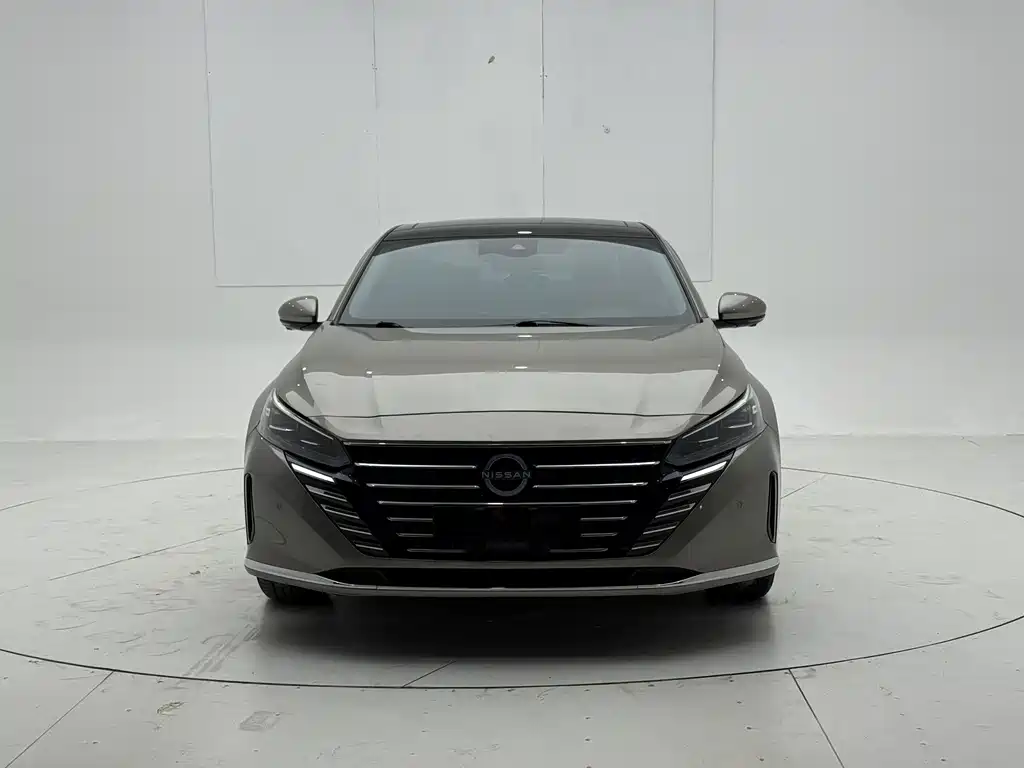 Nissan Teana — миниатюра 2