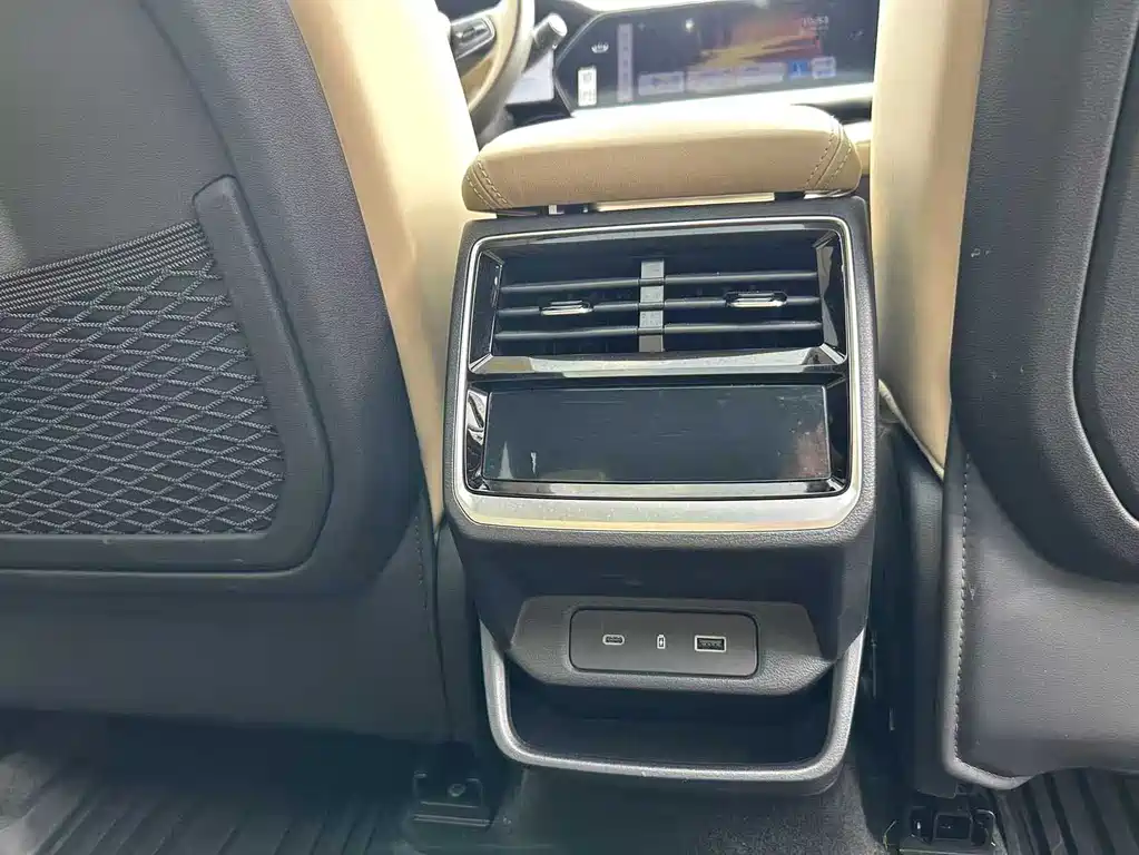 GEELY AUTOMOBILE XINGYUE L